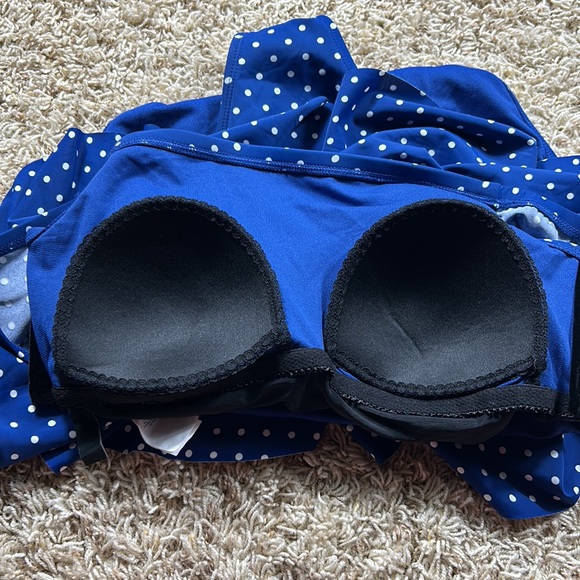 Lauren Ralph Lauren- Women’s off the Shoulder Polka Dot One Piece - Size 2 - Picture 5 of 6